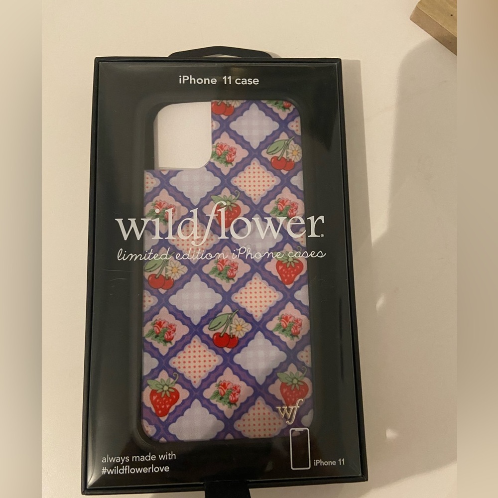 Wildflower iphone 11 case